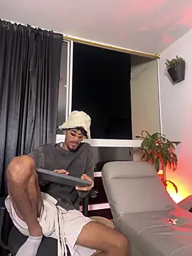 Miguel_bigcock webcam