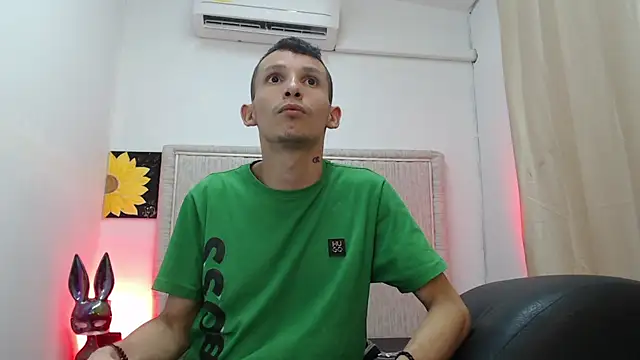 No_mercy_group_ webcam