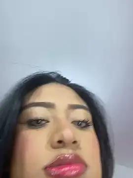 GabrielaZuluaga webcam