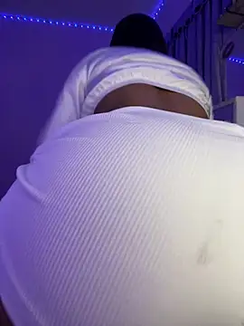 Webcam Model (Geralllll)  is live.Free join now!