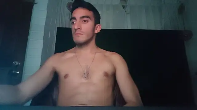 TommyMomentum webcam