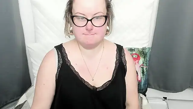 dirtybonnie - DirtyBonnie's free webcam