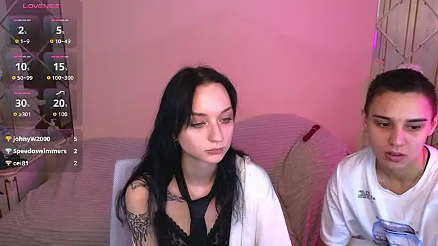 escaped_brides - Escaped_Brides's free webcam