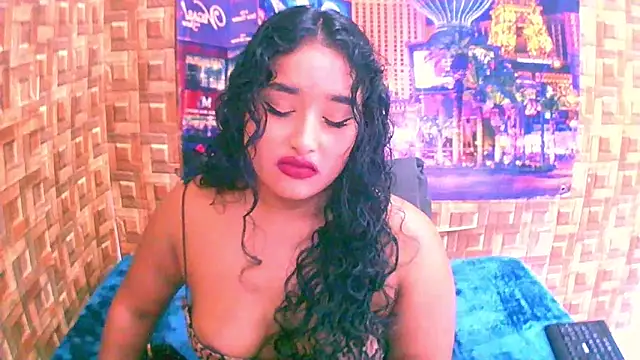 indianangel4u - IndianAngel4u's free webcam