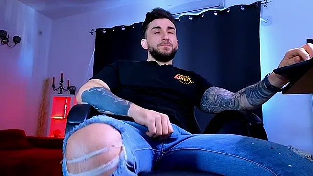 mightyaaron66 (M young) - 𖤐🔥 parTy Time ,House parTy  !  💨𖤐