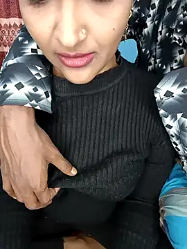 RomanticCouple432 webcam