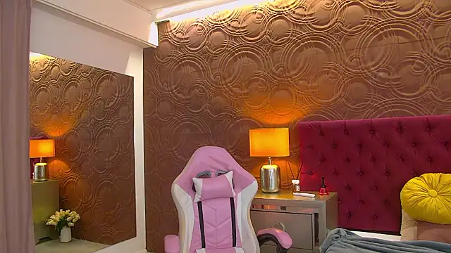 TaniaKaverina webcam