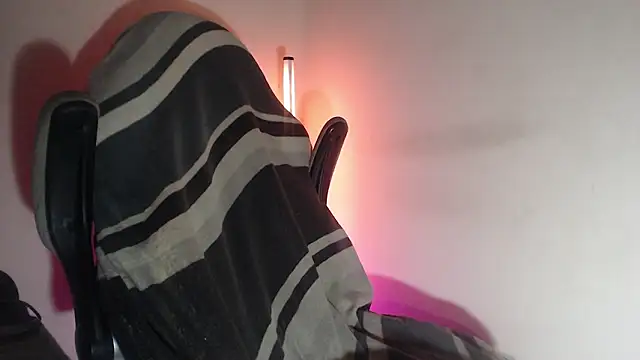 LuciferSantoryu webcam