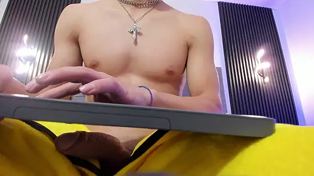 Alexander_Collinss webcam