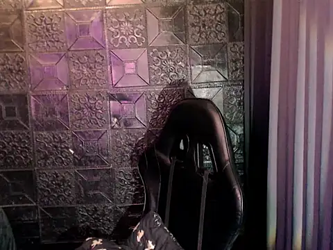 Indestructible_69 webcam