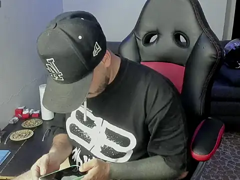 ragnar_lothbrok777 - Ragnar_lothbrok777's free webcam