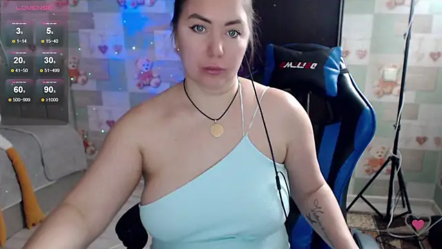 korolek12 - Korolek12's free webcam