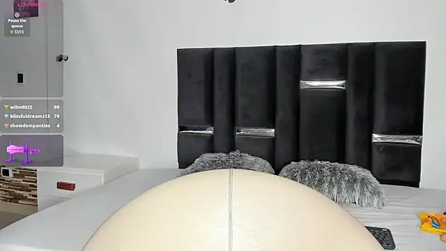 Julia_roberss webcam