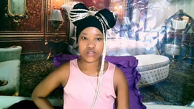 EroticSexyPrada webcam