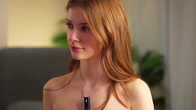 akumadadrive (F teen) - suck finger close to cam