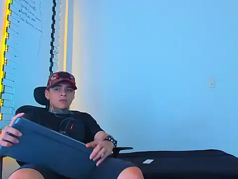 thomas-wil (G young) - suck dick and balls