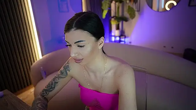 kaylaluxx_ - KaylaLuxx_'s free webcam - UK Sex Cams