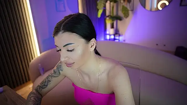 KaylaLuxx_