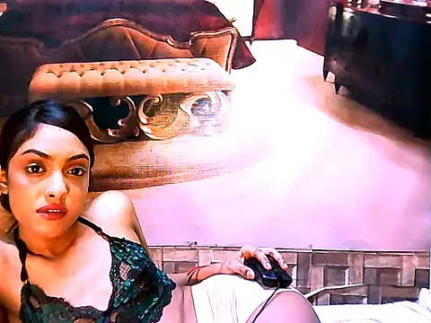 IndianPretty14u2Luv webcam