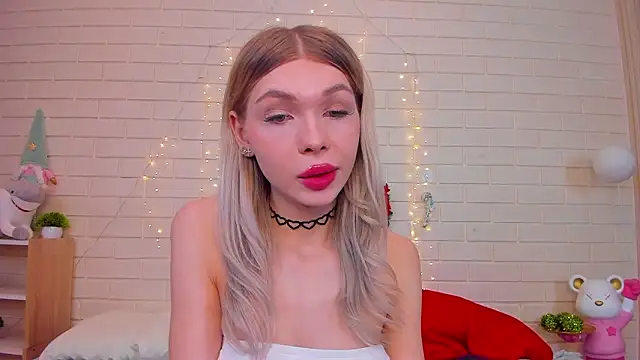 Blondy_Fina webcam