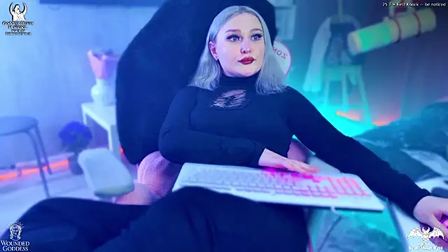 wounded_goddess_ - Wounded_Goddess_'s free webcam - UK Sex Cams