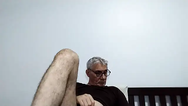 BIGUNCUTHARDCOCK webcam