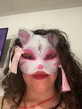 Lucy_YupiSweet webcam