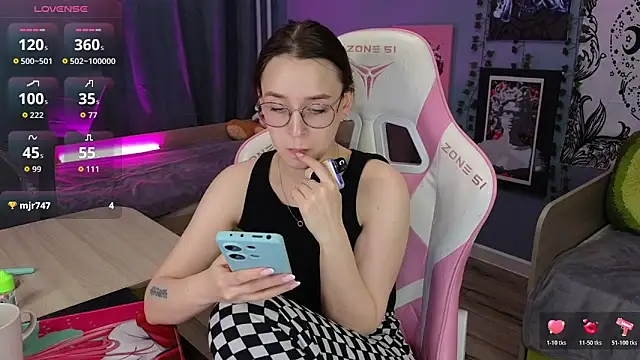 sweet_frosti - Sweet_frosti's free webcam