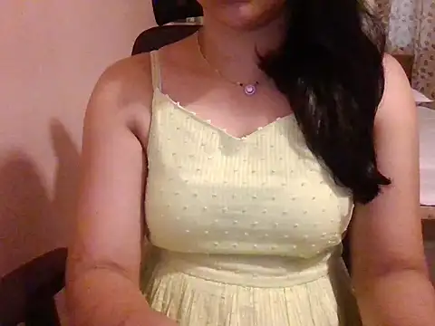 diya_04 - Diya_04's free webcam