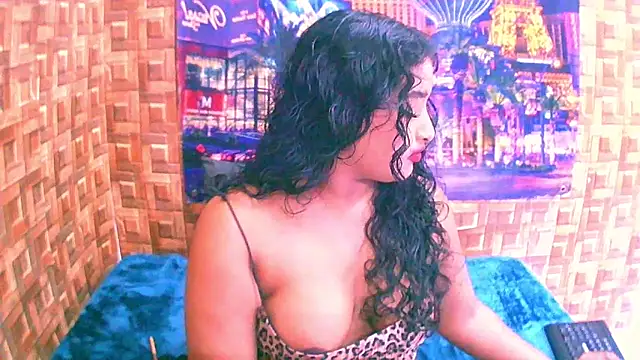 indianangel4u - IndianAngel4u's free webcam