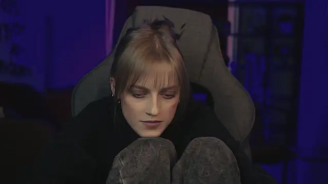 kiramontoya - KiraMontoya's free webcam - UK Sex Cams