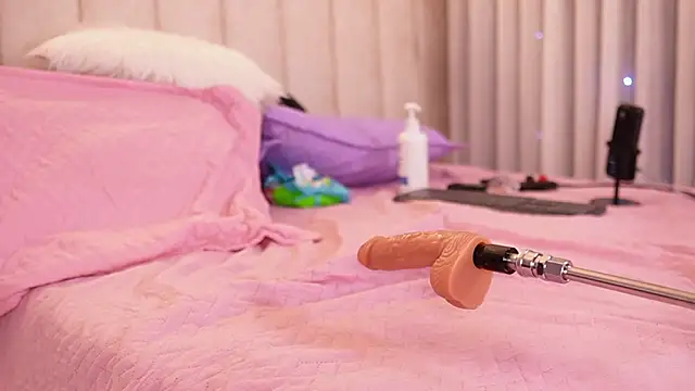 emyli_sw_ - Emyli_sw_'s free webcam - UK Sex Cams