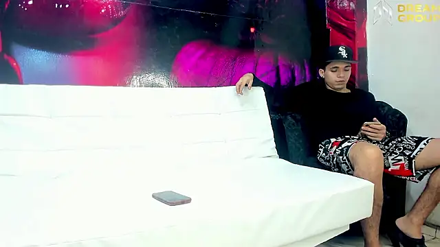 AmazingPartys webcam