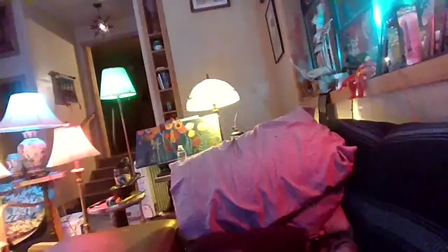 2099rivenxxx (Ask my age) - Make 997 tks because capitalism sux