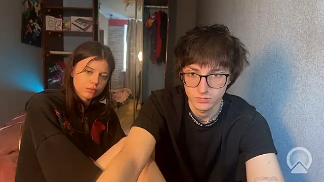 t_files_x Live Webcam on Stripchat