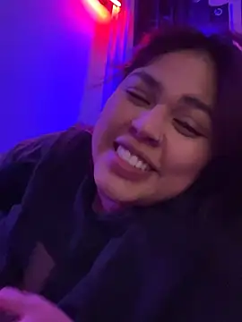 miacanela_xo - Miacanela_xo's free webcam