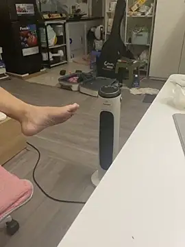 mina048 - Mina048's free webcam