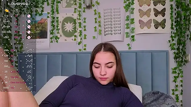 Fit_Brunette_ webcam