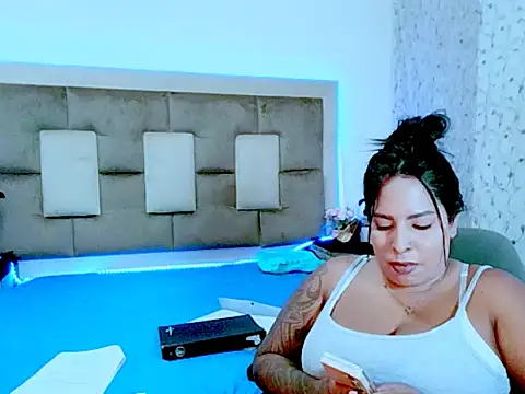 indiantopaz694u - Indiantopaz694u's free webcam - UK Sex Cams