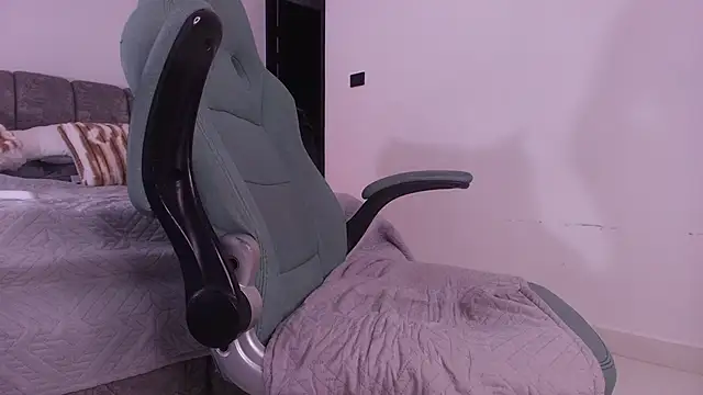 mister_miike - Mister_miike's free webcam - UK Sex Cams