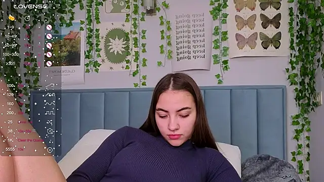 fit_brunette_ - Fit_Brunette_'s free webcam - UK Sex Cams