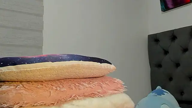 elizabeth_18_ (F young) - BIG SQUIRT