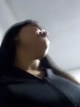 emma_sweet- - Emma_Sweet-'s free webcam