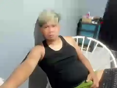 clark_asian (Ask my age) - to get back my motorcycle.to more show