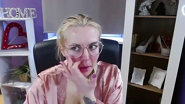 zoey_erotic - Zoey_Erotic's free webcam