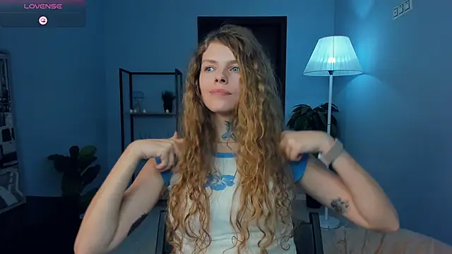 rayanenlia - RayaNenlia's free webcam