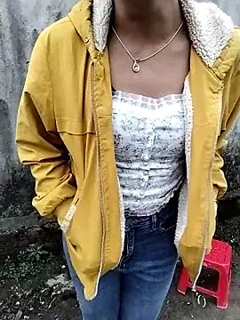 iam-eli - Iam-eli's free webcam - UK Sex Cams