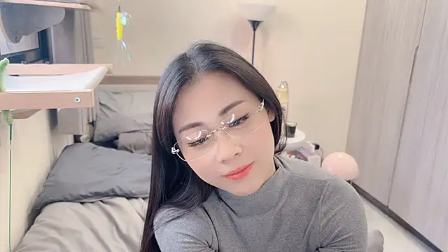 babyonedaily - BabyOneDaily's free webcam
