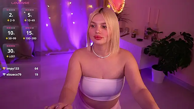 ameliaweells - AmeliaWeells's free webcam