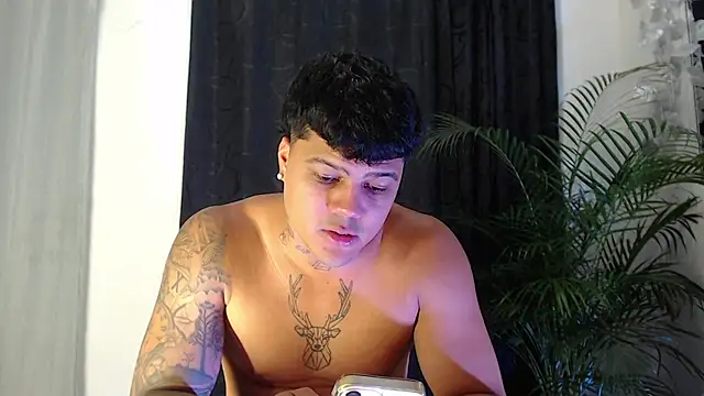 boyhot_00 - Boyhot_00's free webcam - UK Sex Cams